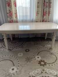 Стол 2,5 метра ,белого цвета