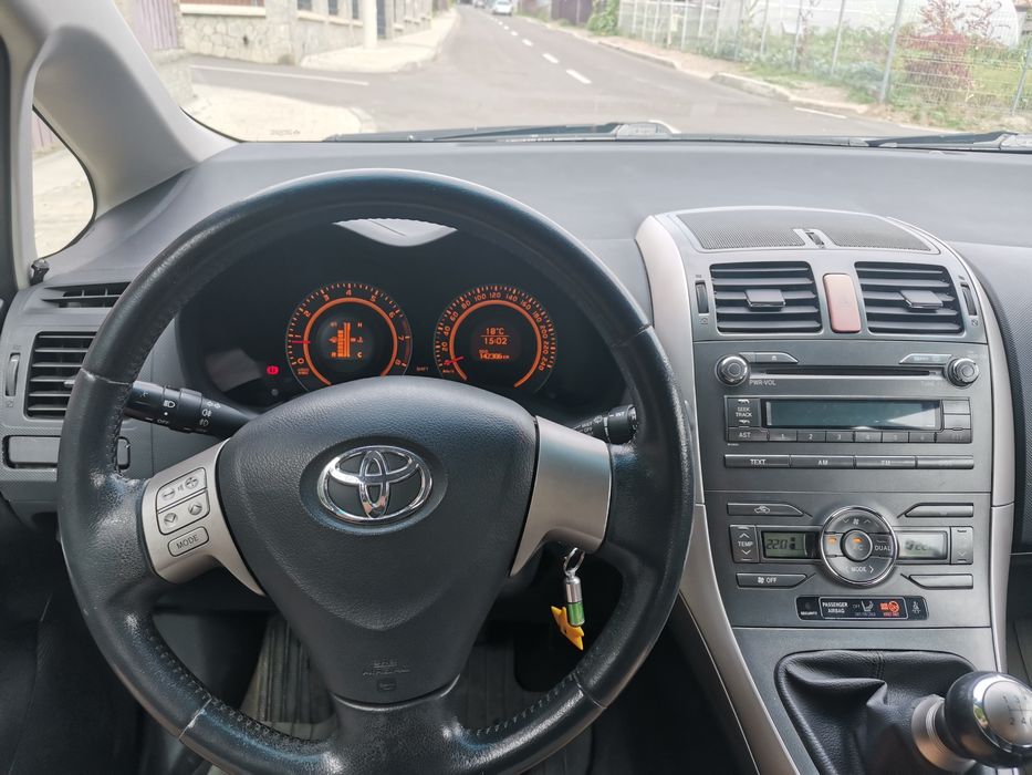 Toyota Auris 1.6