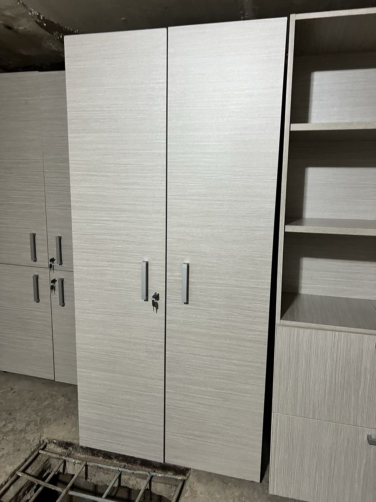 Продам шкаф для офиса, можно и для дома