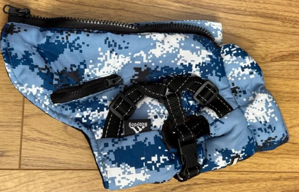 Haine pisici și căței