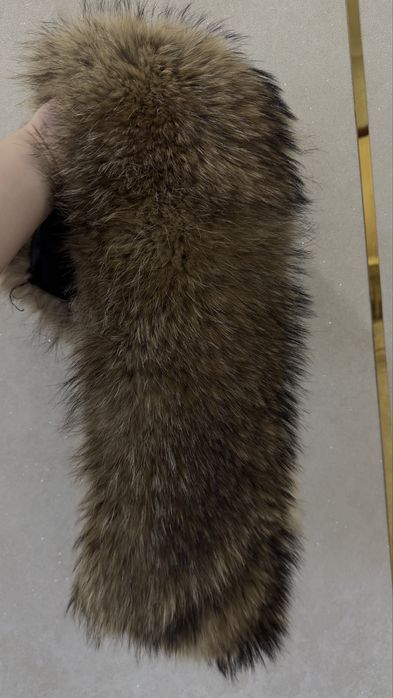Срочно шикарный воротник из натурального меха