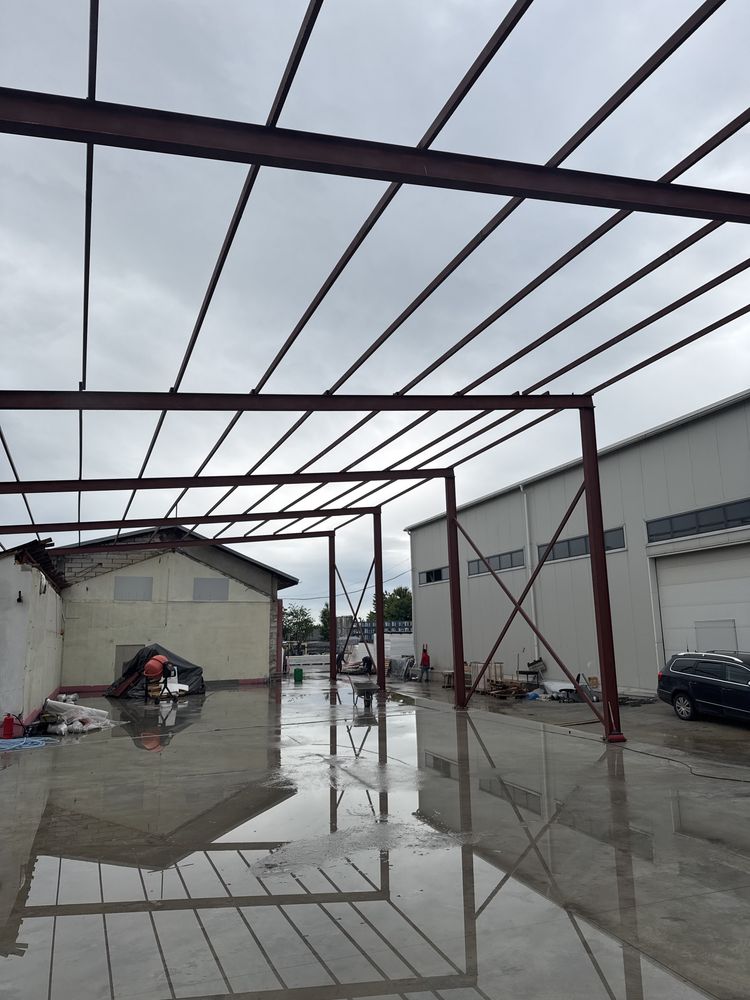 Hala metalica 12x33x4 din profil ipe 220 intr o apa