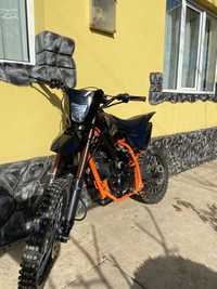 Vând Cross 150cc în stare forte bună