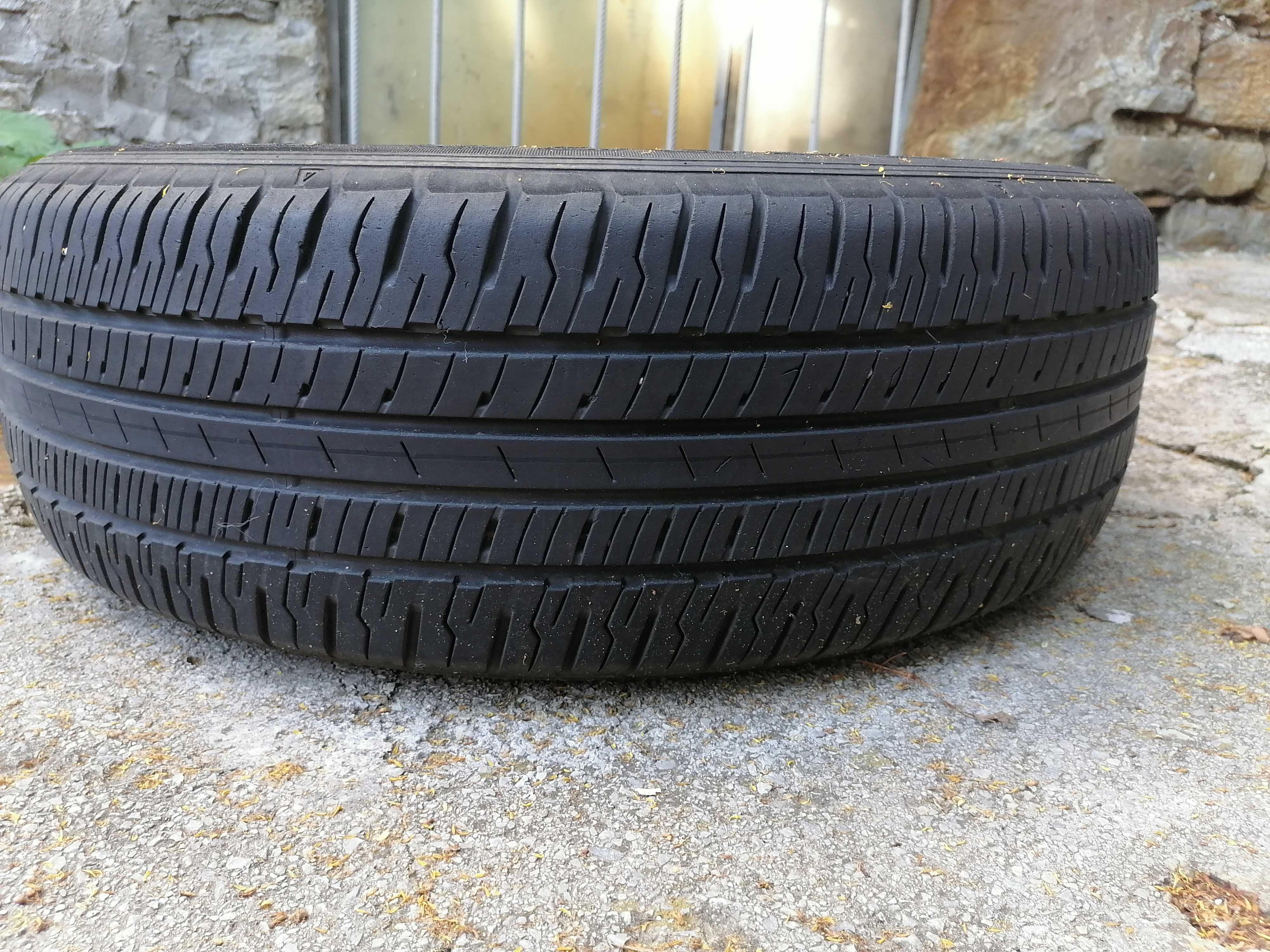 225/60/18 1бр.Dunlop гума