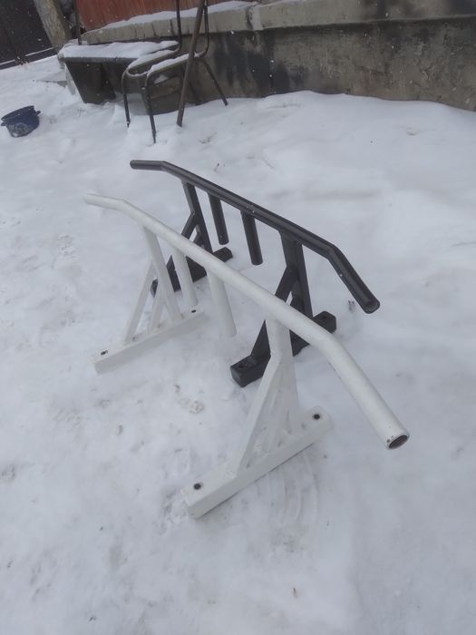 Турник настенный. Цена 10тыс