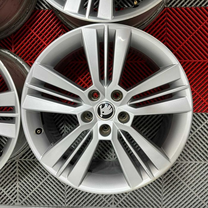 Jante Skoda Octavia R 18 Pictoris •IN RATE •GARANTIE•