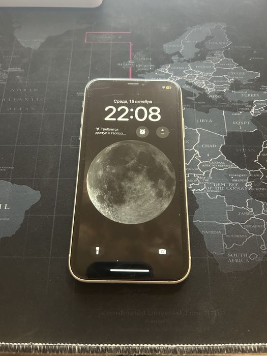 iPhone XR 64 ГБ AKB 76%