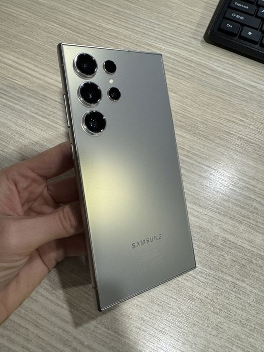 Samsung S24 Ultra, 12GB RAM, 512GB, 5G, Titanium Gray!!!