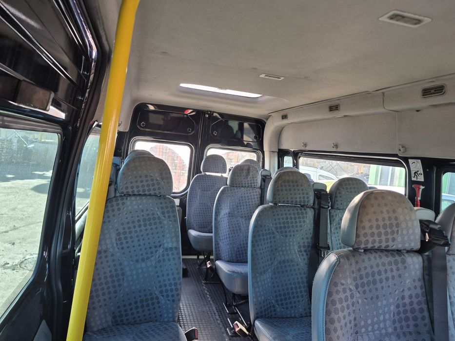 Ford transit 2012 2.2e5 16locuri avariat sau rate tbi