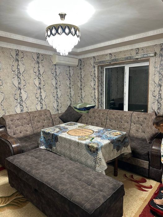 4 xonali uy sotiladi