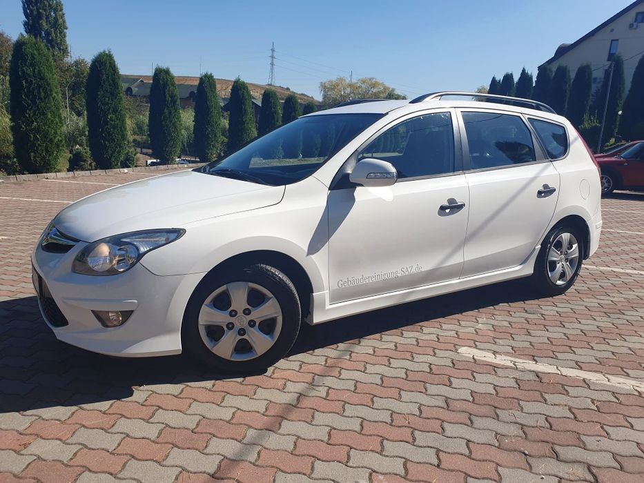 *Hyundai i30 facelift*2012*1.4benzina*109cai*euro5*germania adus*