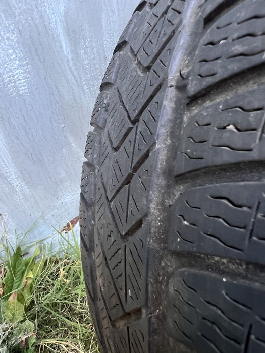 Зимни гуми Pirelli Sotozero(2бр.) 3 245/45/19