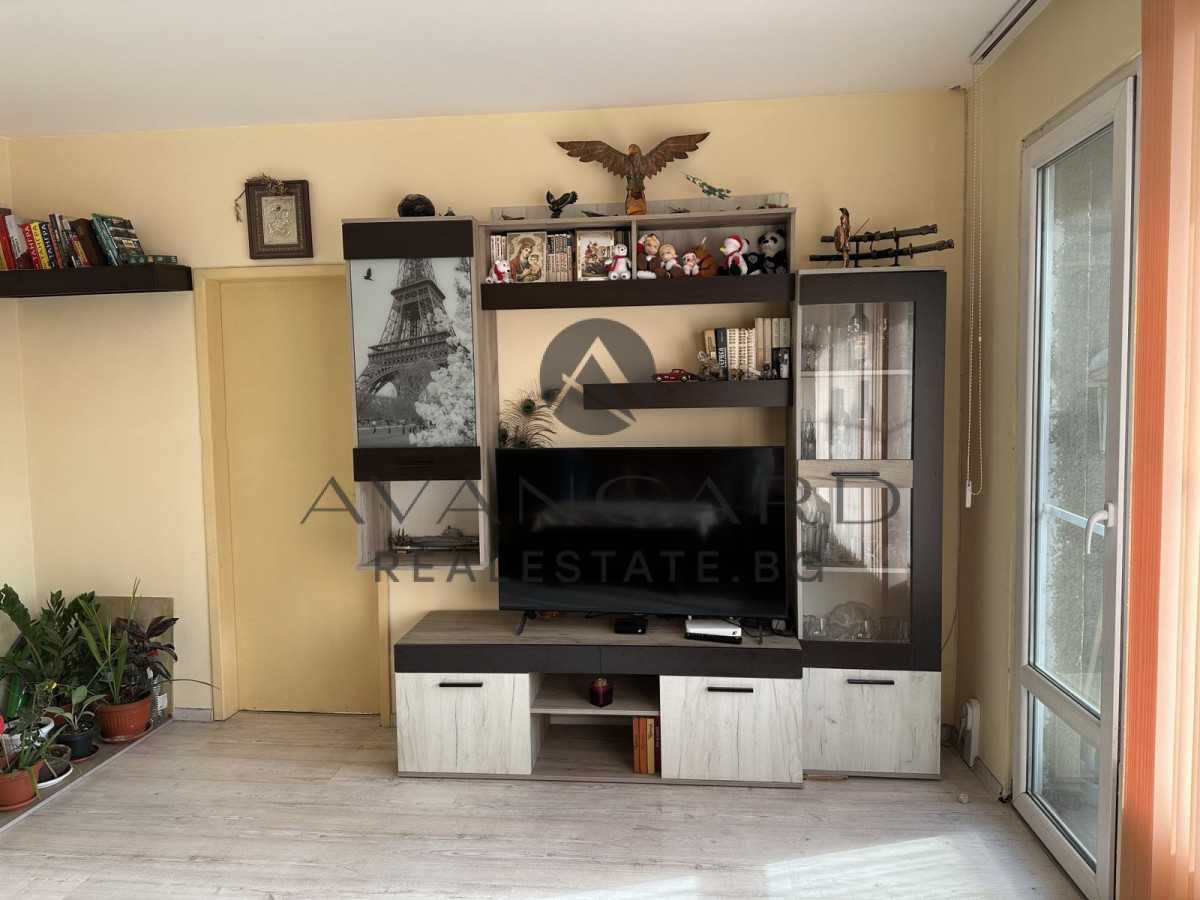 Продава се Двустаен апартамент в Пловдив, Кючук Париж - 64 кв.м за 1329 €/кв.м - Снимка #1
