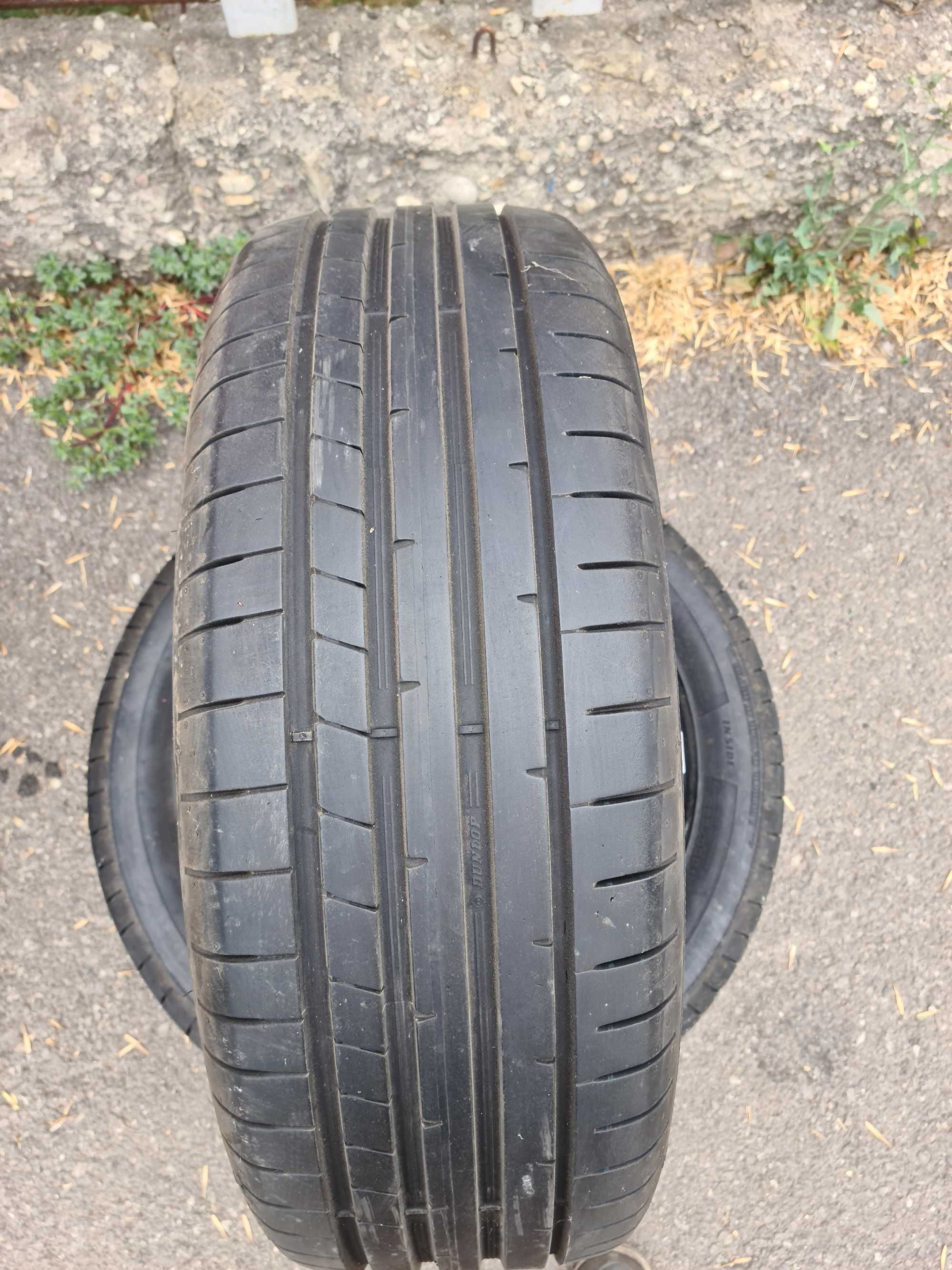 2 бр. 225/55/18  DUNLOP 7mm. грайфер ,дот 19 г. +++