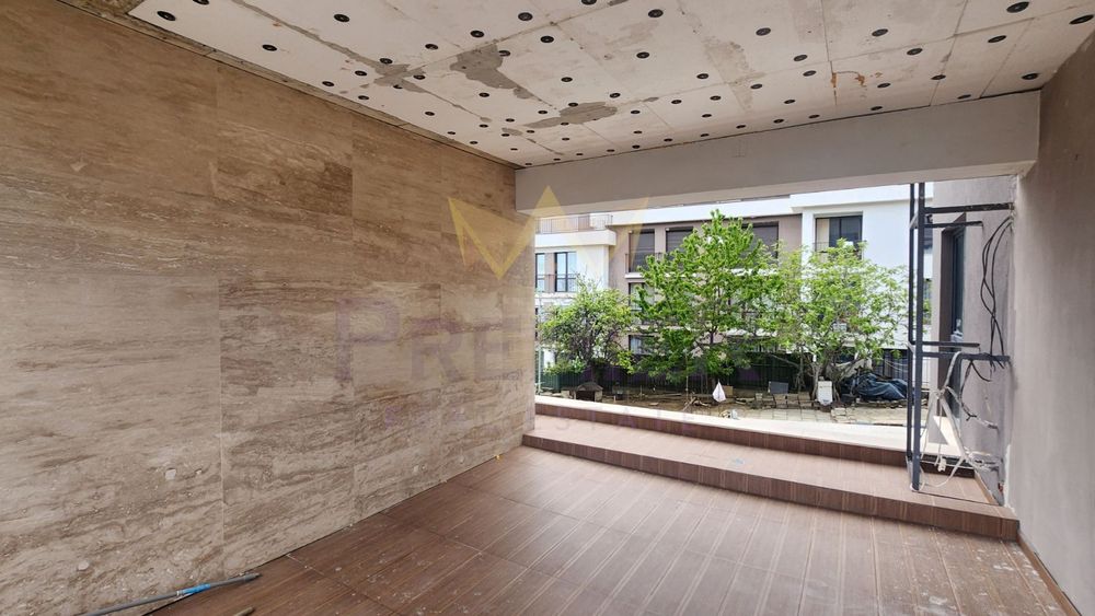 Продава се Тристаен апартамент в Варна, Бриз - 150 кв.м за 2160 €/кв.м - Снимка #4