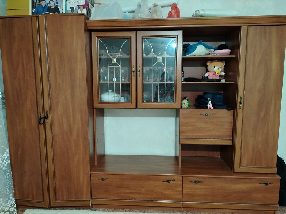 Шкафы для гостинный