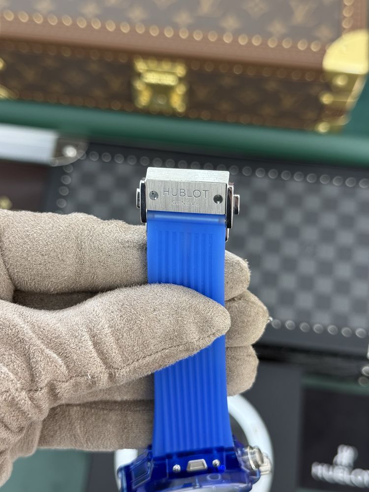Hublot big Bang Unico Saphire Blue