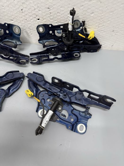 Balamale capota / capse pirotehnice Bmw G30 G31 G11 G12