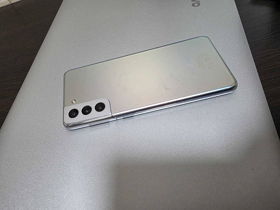 Samsung Galaxy S21 Plus, culoare Silver, utilizat stare impecabila
