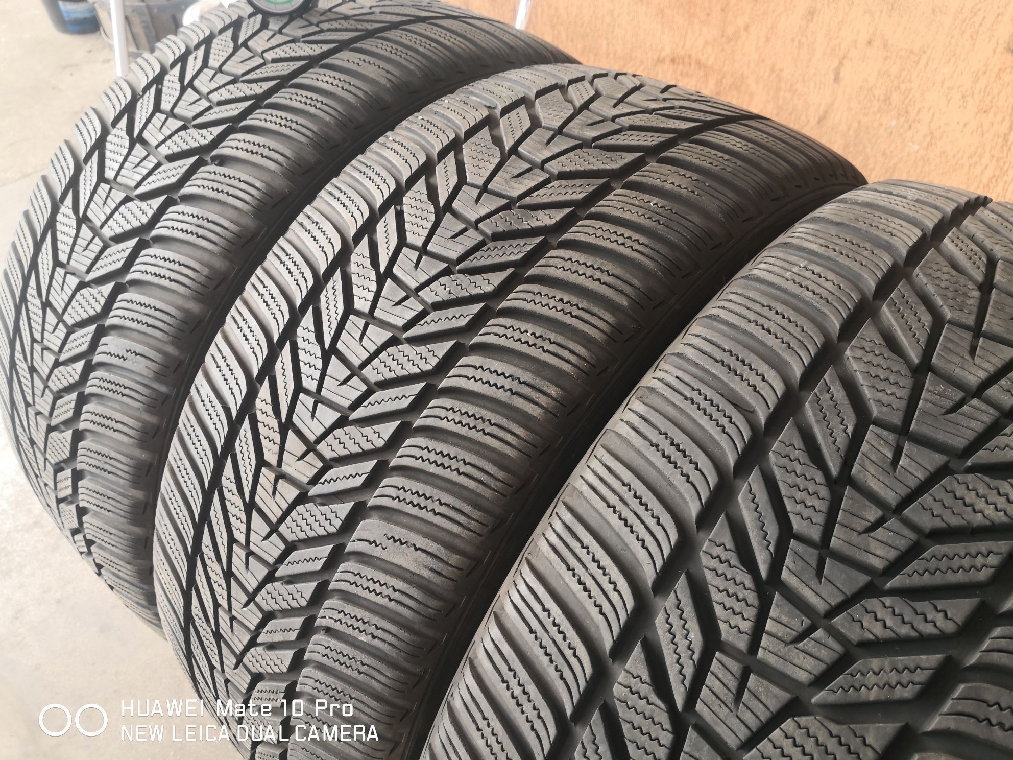 235 35 19 цола гуми като hankook dot 20