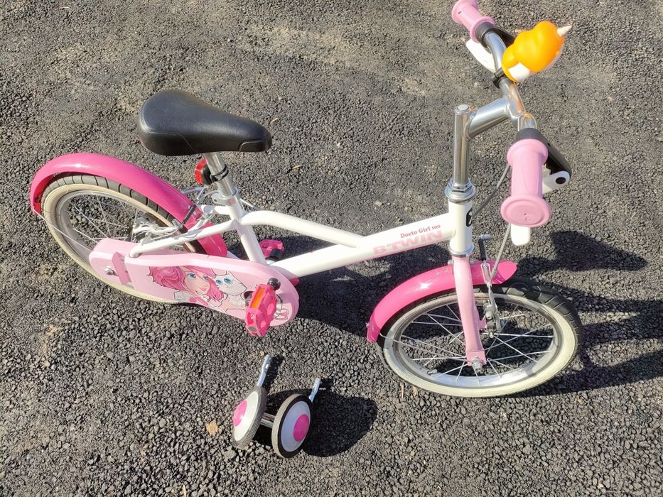 Vând bicicletă B’Twin Docto Girl 500 Decathlon cu roți de 16 inch, rec