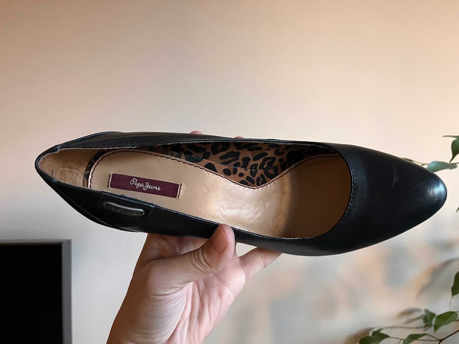 Обувки на ток черни Pepe Jeans естествена кожа,