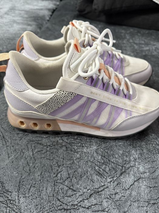 Дамски обувки CRUYFF.