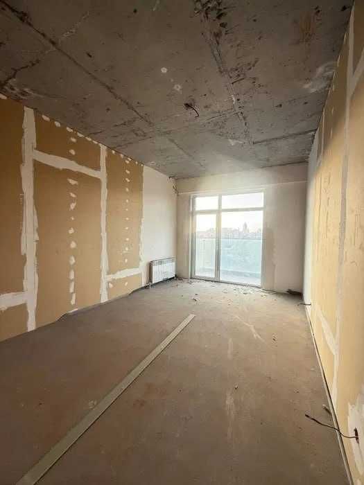 NRG Oybek premium uyidagi 3 xonali quti, metro yaqinida`