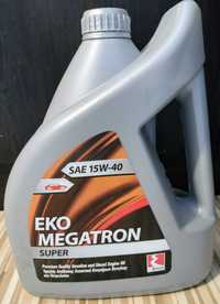 4 литра качествено моторно масло EKO MEGATRON SUPER 15W-40