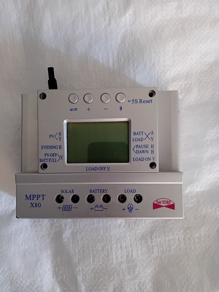 Controler solar 12v 24v MPPT X80