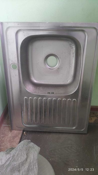 Мойка накладная Нептун