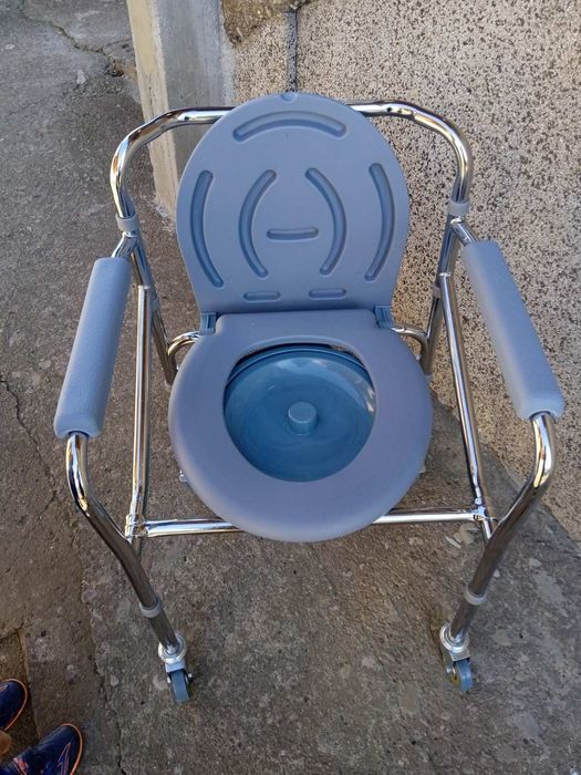 Инвалиден Стол за хигиена