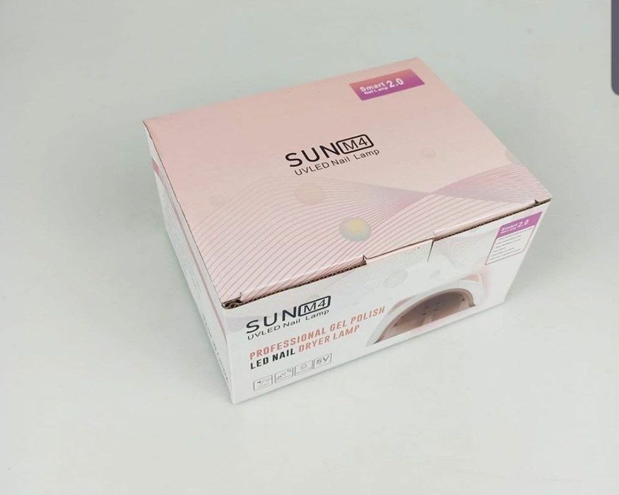 Для мастеров ногтевого сервиса лампа