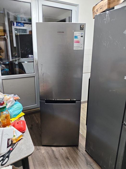 Холодильник SAMSUNG nofrost