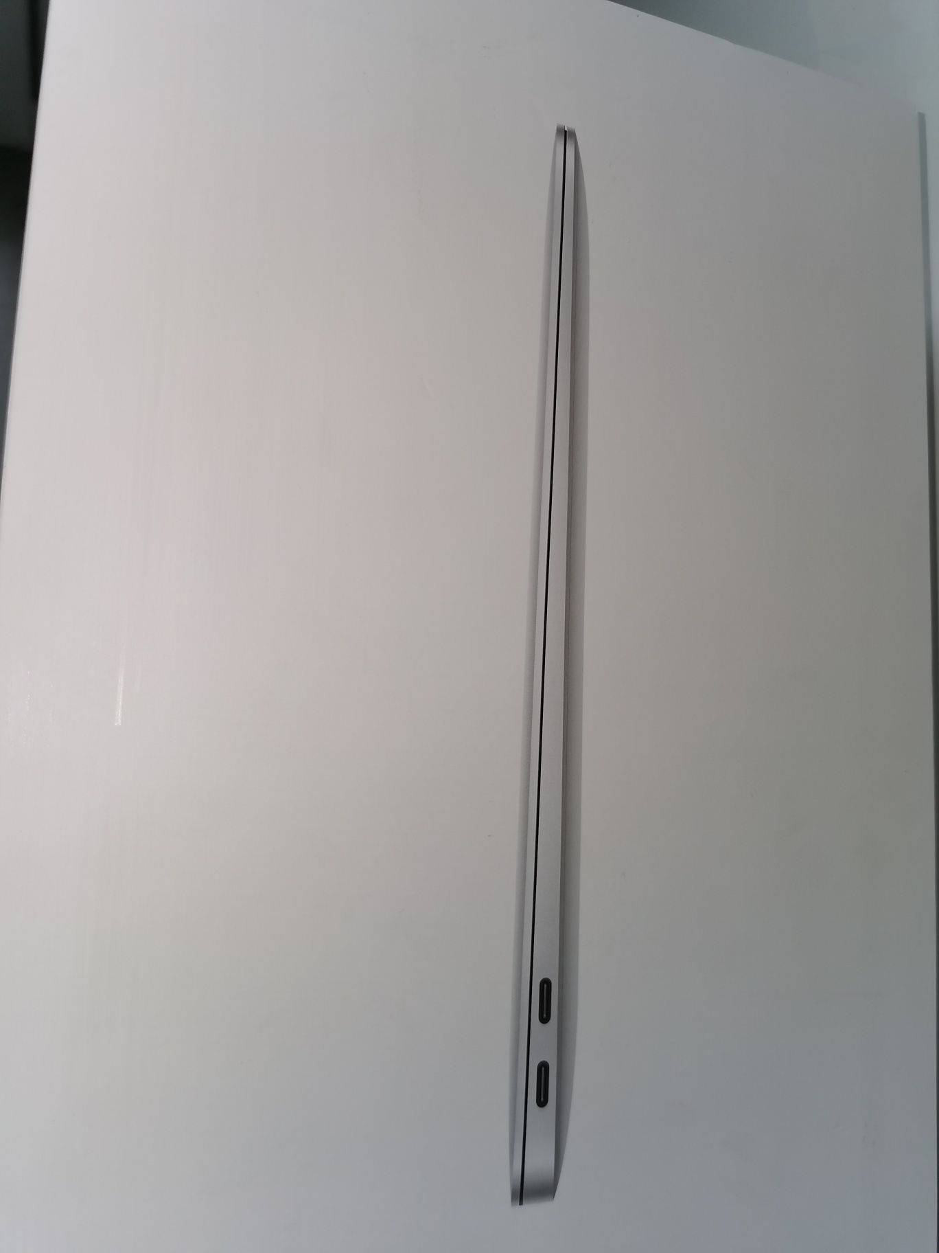 Лаптоп Macbook Air