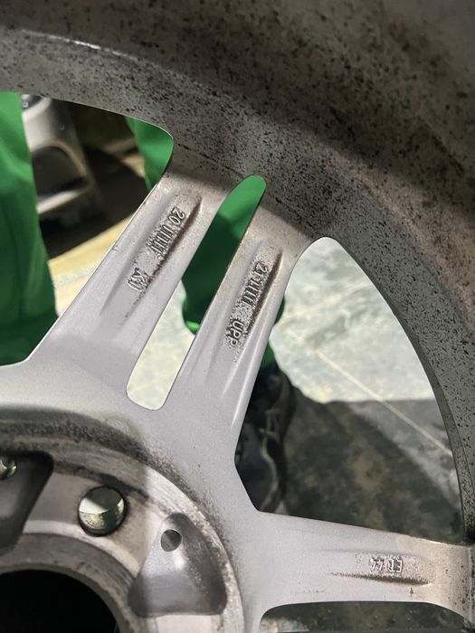 Джанти с гуми за Мерцедес