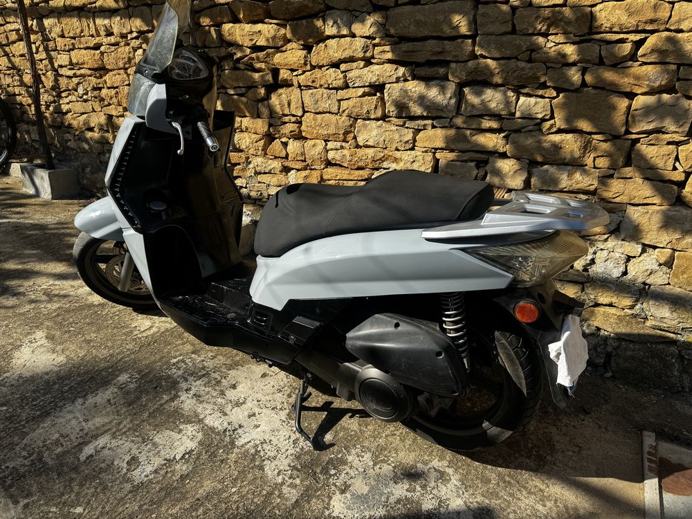 Kymco people  S 300i