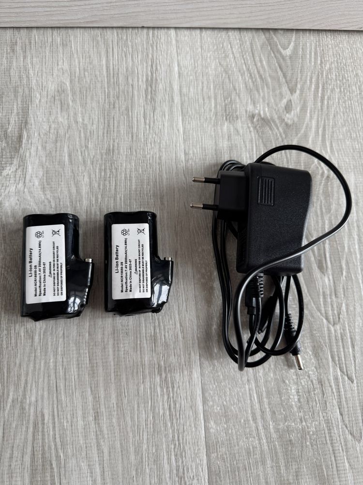 Li-ion Battery 7.4V 2000mAh (14.8Wh)