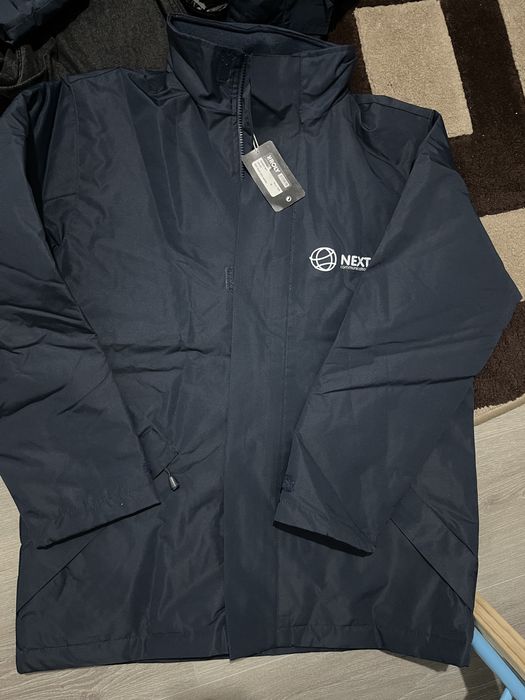 Geaca impermeabila NOUA