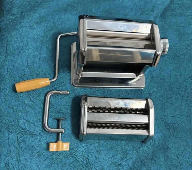 Masina de facut paste