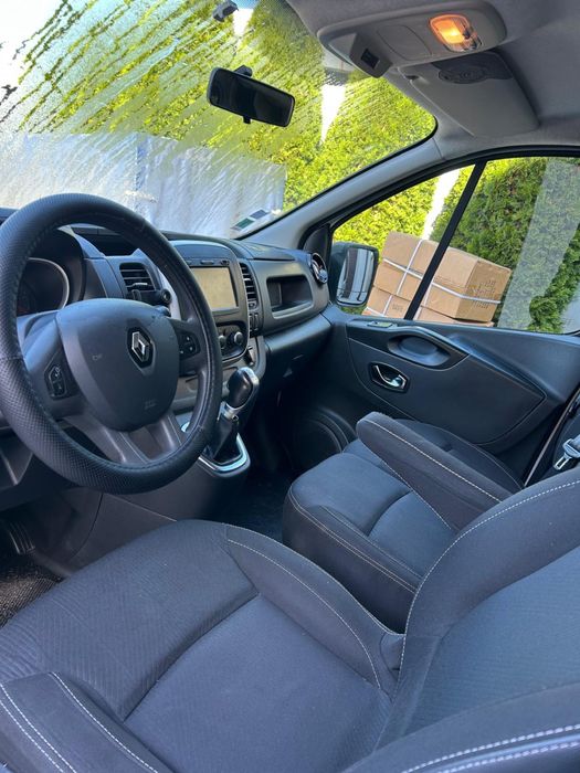 Renault Trafic 2.0 170cp cutie automata