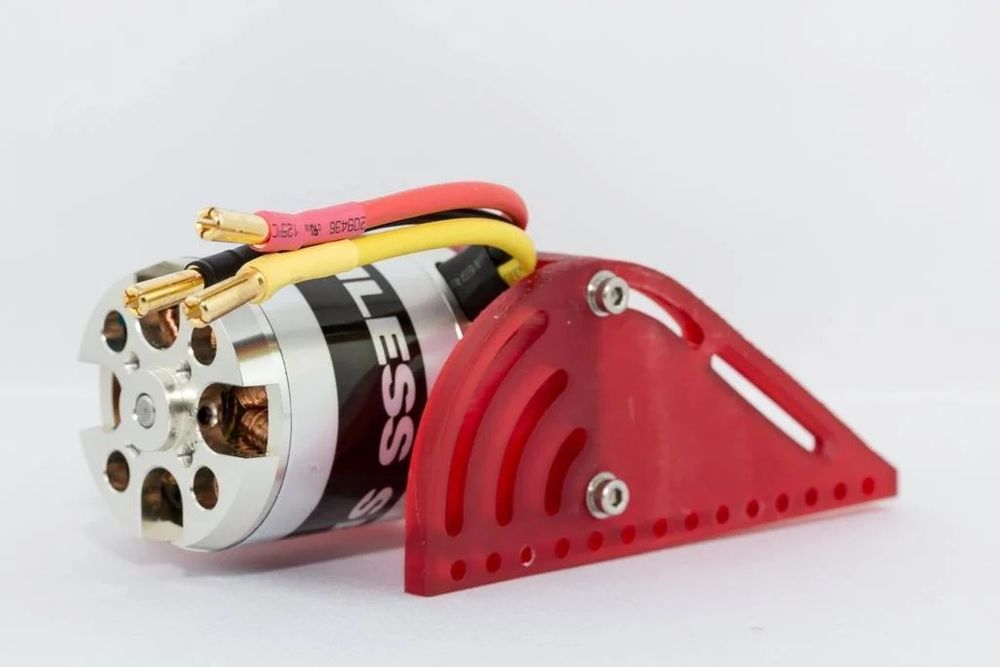 Универсална стойка за електромотор