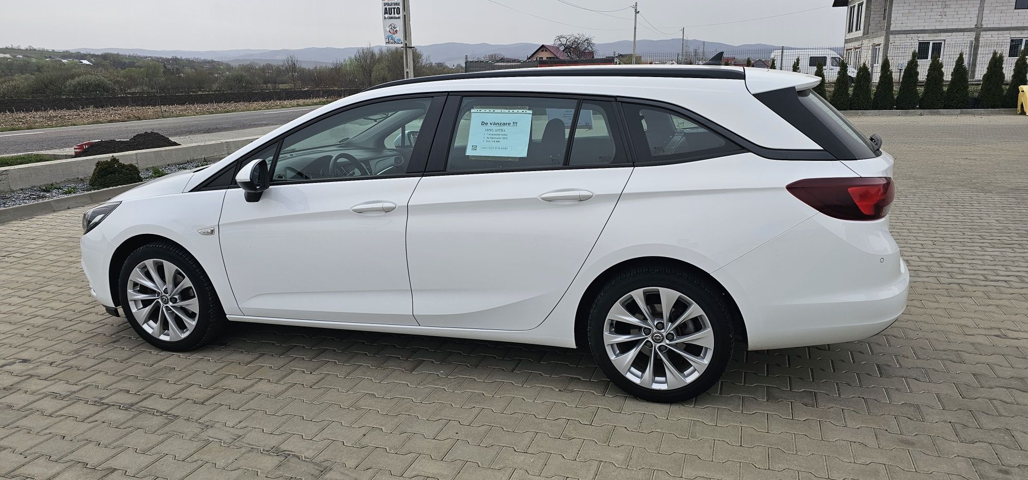 Opel Astra 1.4 benzină turbo