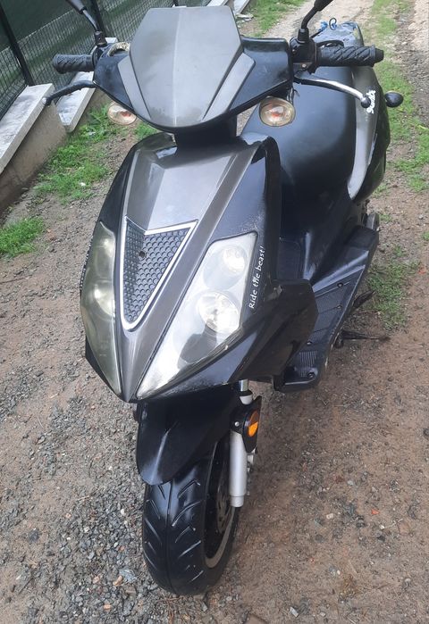 Vand scuter explorer 80 cc fara acte