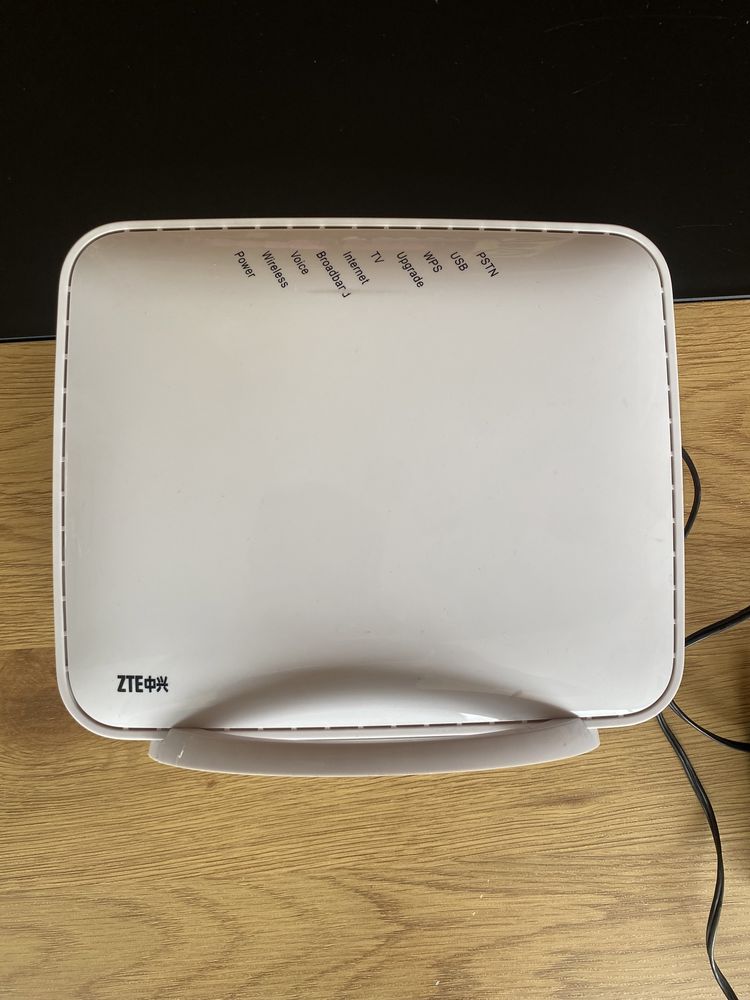 Router ZTE - ZXHN H368N