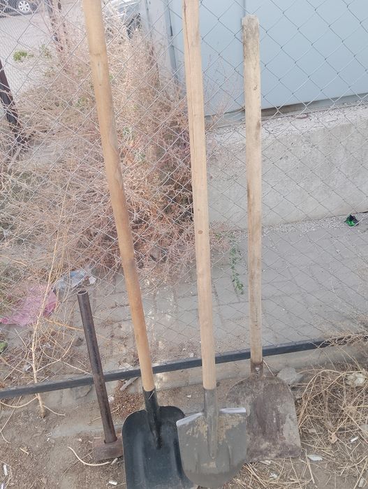 Продам лопата, кувалда