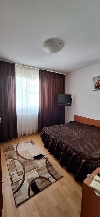 DIRECT PROPRIETAR vând apartament decomandat cu 2 camere
