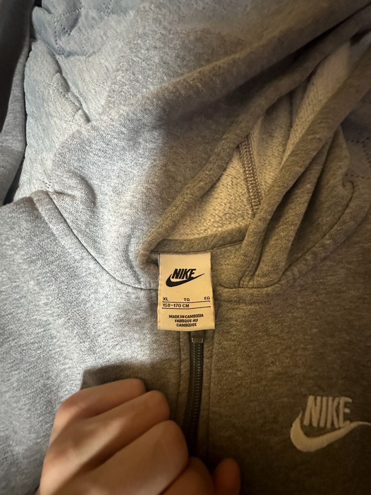 Спортен екип Nike