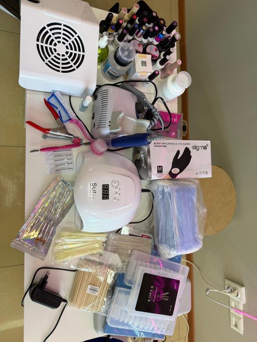 Маникюрный набор — полный комплект для начинающего мастера