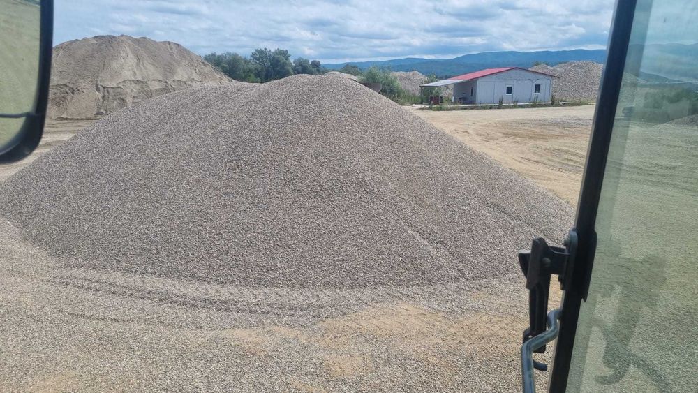 Vind sorturi agregate minerale de balastiera